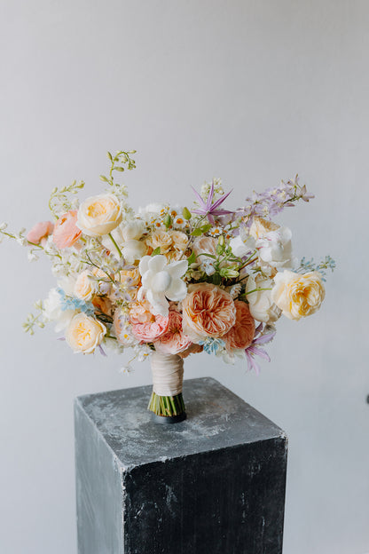 Bridal bouquet romantic garden