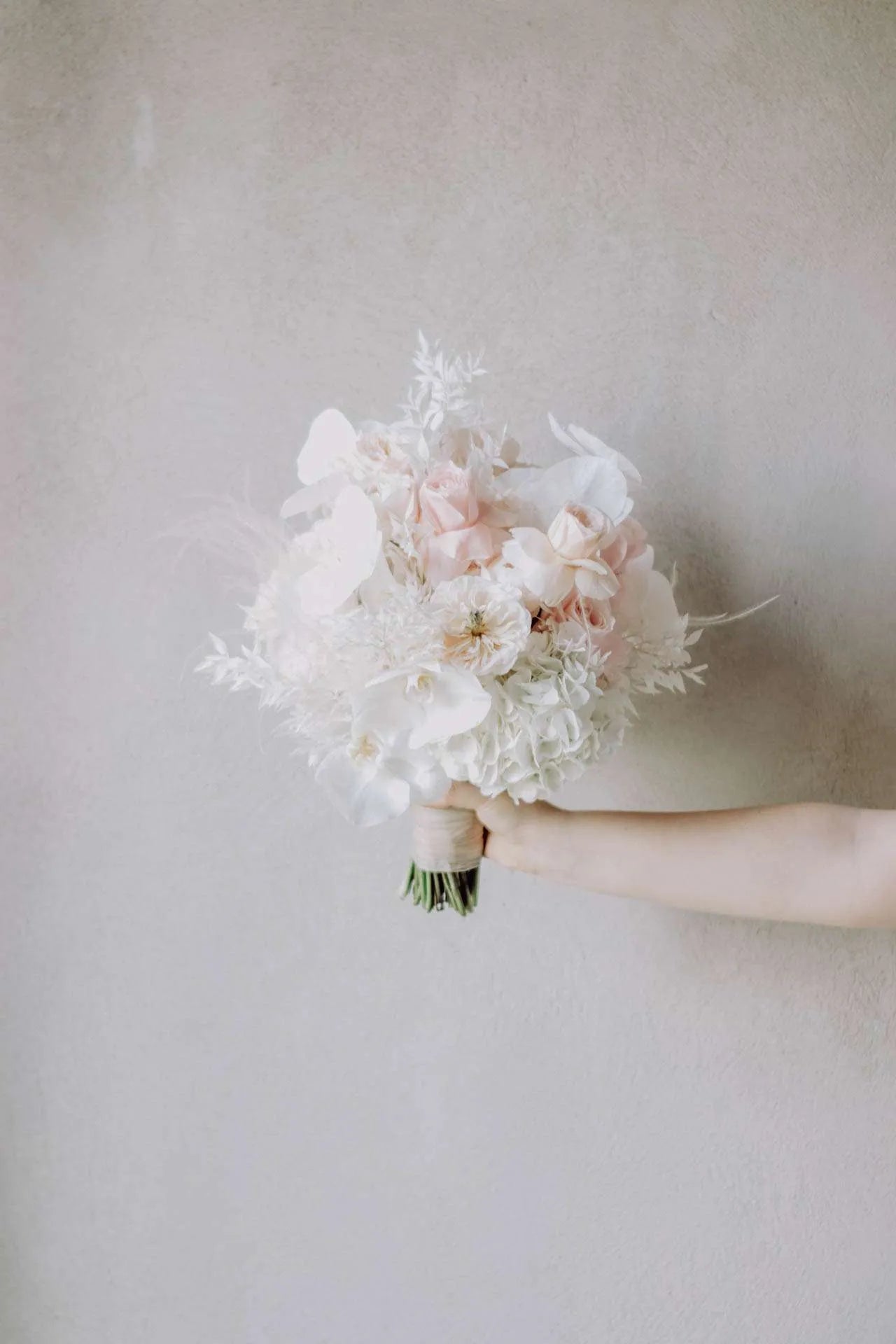 Bridal bouquet blush elegance